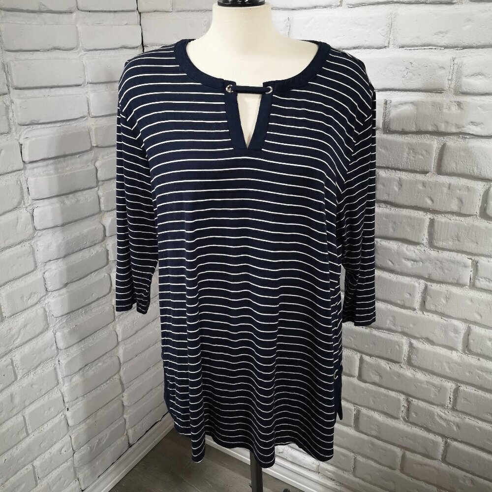 Laura Plus Ladies Size 1X Navy & White Striped V-neck 3/4 Sleeves Tunic Top